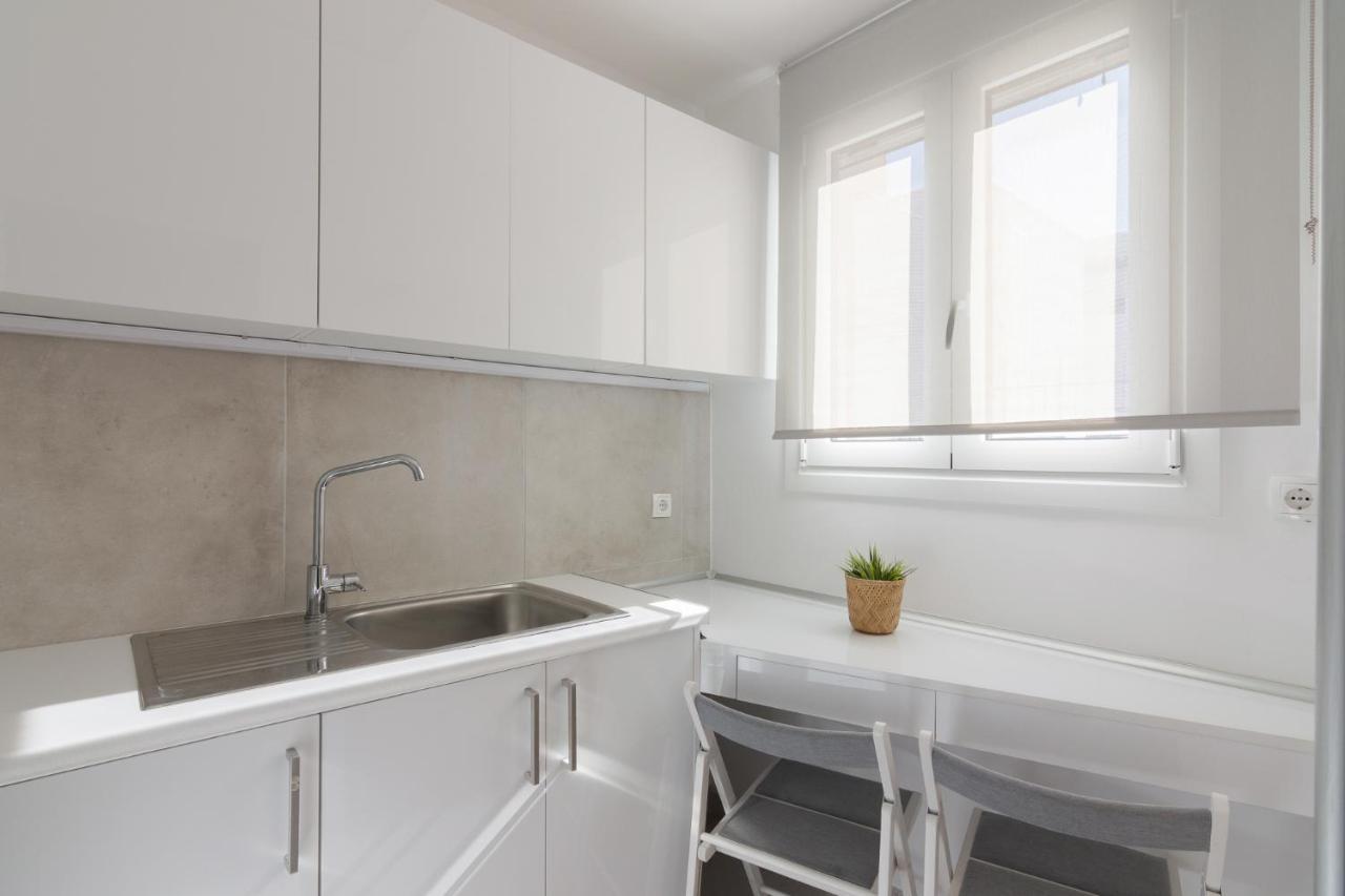 Central & Cozy 1 Bedroom Apartment Афины Экстерьер фото